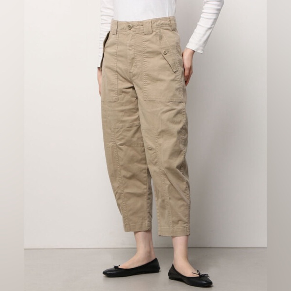 BR Cropped Cargo Pants